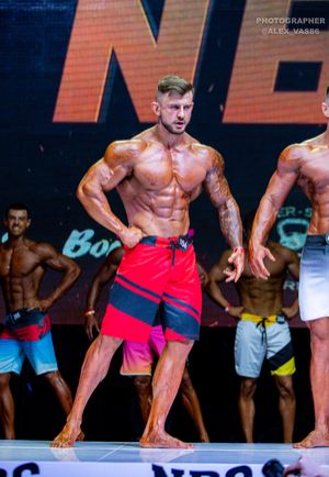 MEN‘S PHYSIQUE +179